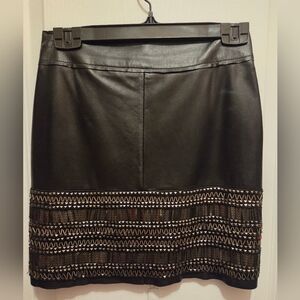 Danier Genuine Leather Size 0 Skirt with Stud Details